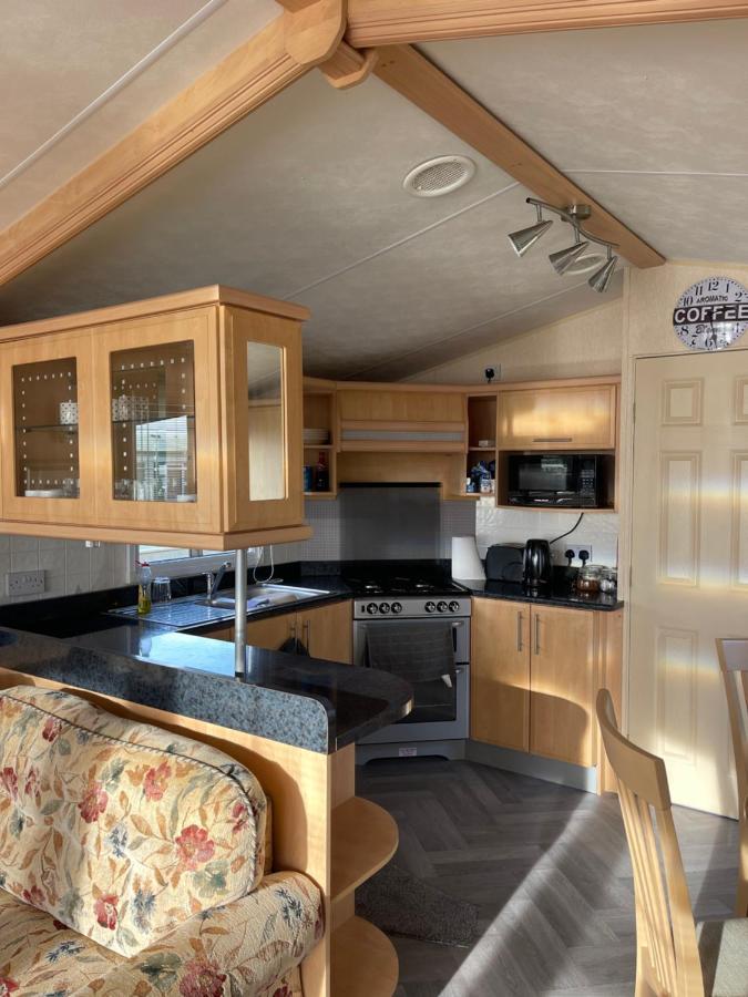 Immaculate 2-Bed Static Caravan At Monrieth Newton Stewart Exteriör bild